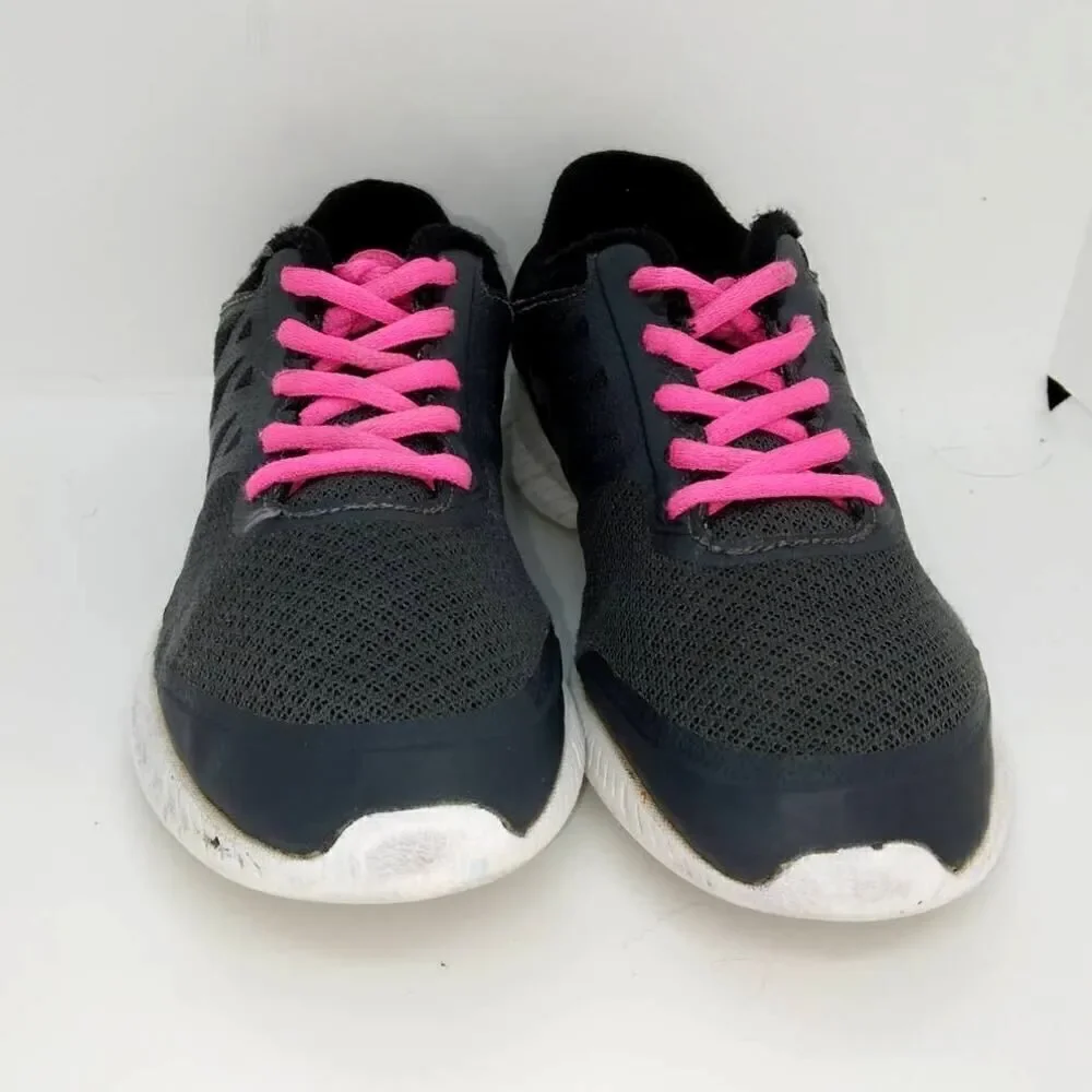 FILA Girl's Pre-owned Charcoal Gray & Pink Running Sneakers - sz. 3 1/2Y